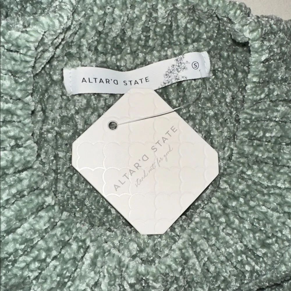 ALTAR’D STATE S Sage Green Chenille Waffle Knit Crew Crop Raglan Sweater - Picture 11 of 13